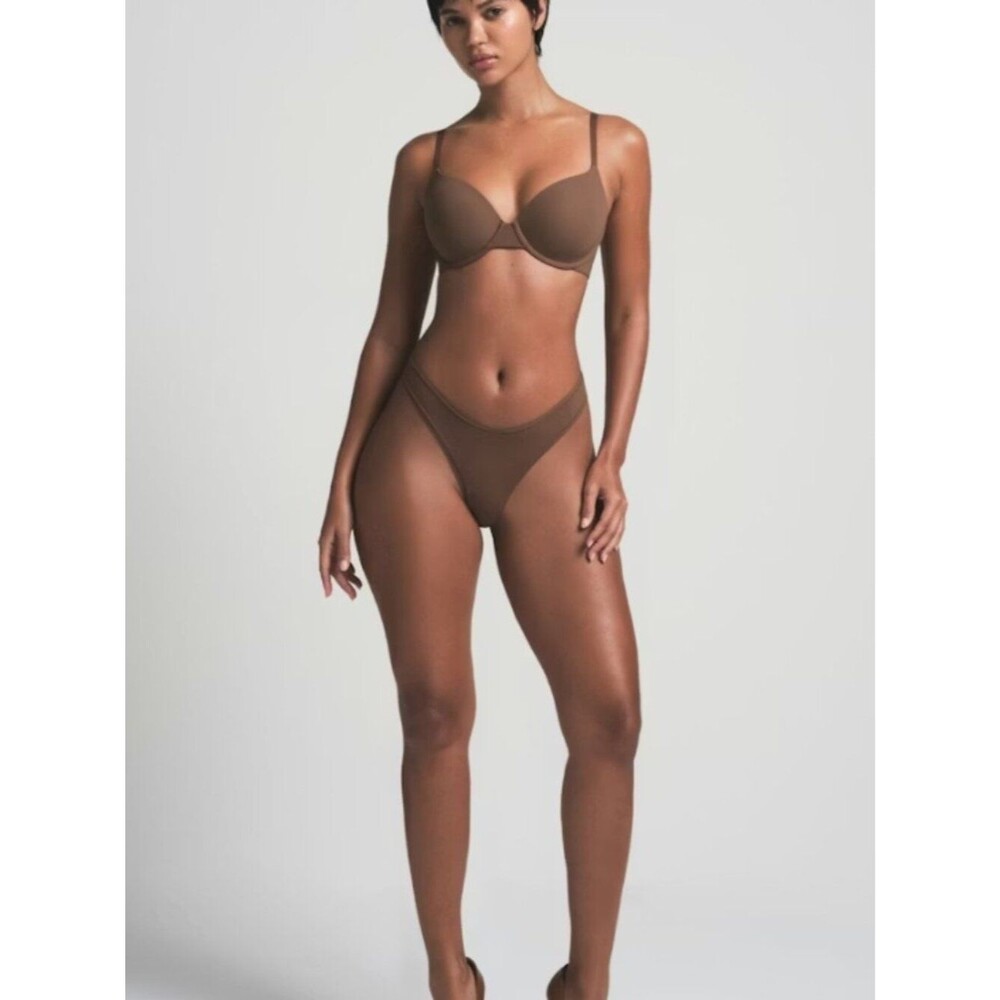 NEW SKIMS Fits Everybody T-Shirt Bra 34C Jasper Light Brown NWT